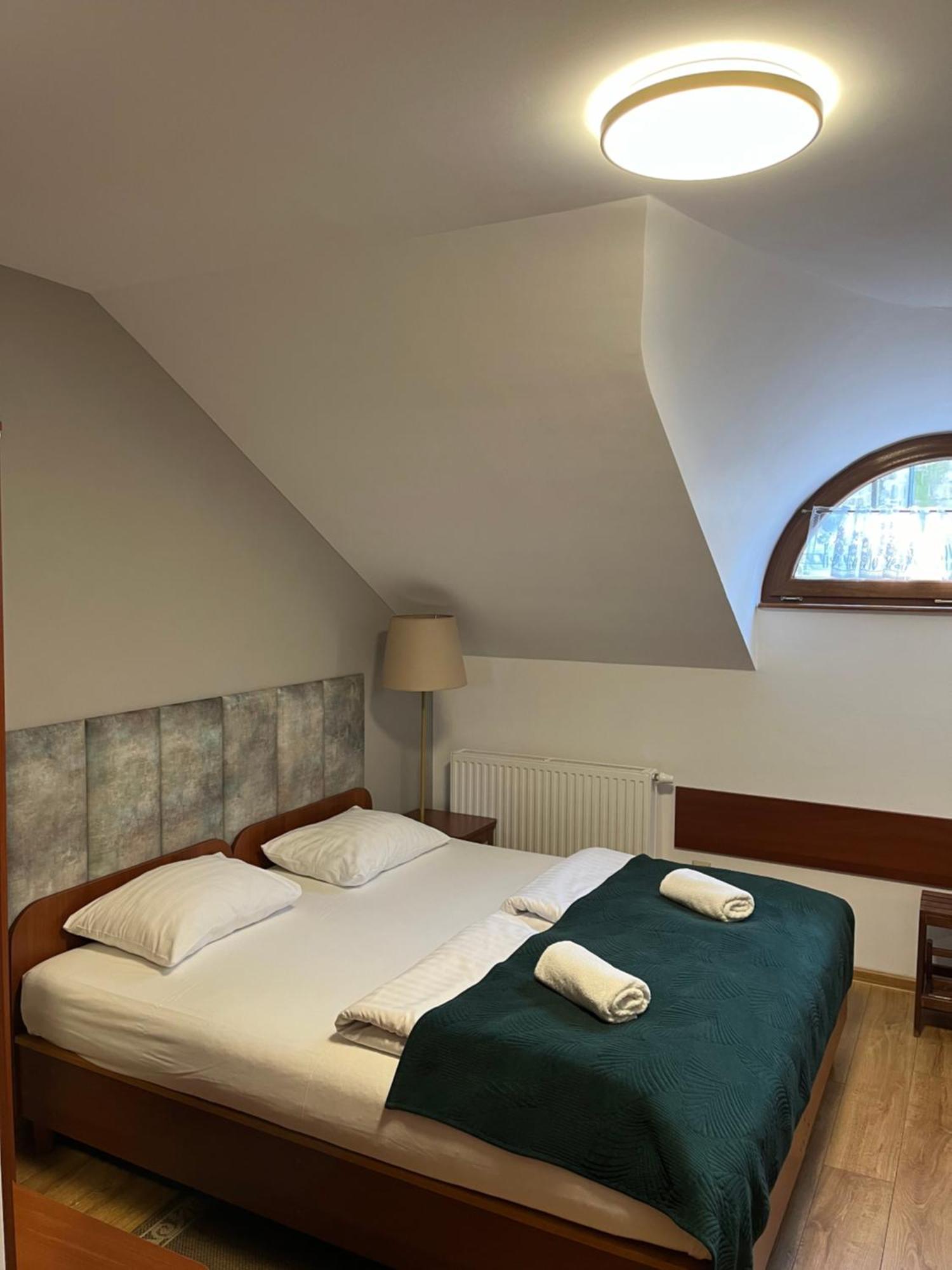 Hotel Kamienica Przy Bramie Opatow  Exterior foto